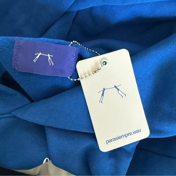 HUMBE DUENO DEL CIELO WORLD TOUR Blue Graphic Crewneck Sweatshirt - Picture 4 of 7